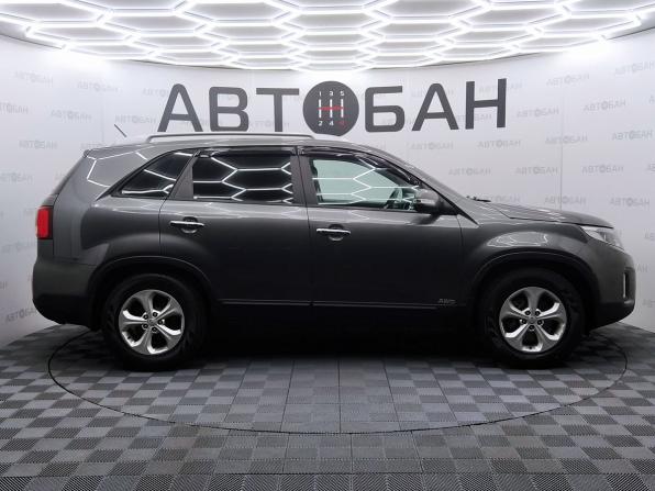 Kia Sorento II Рестайлинг с пробегом 2019 года, цена 2 100 000 рублей, 98500 км, внедорожник, Автокод Объявления