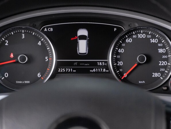 Volkswagen Touareg II с пробегом 2011 года, цена 2 319 000 рублей, 225731 км, внедорожник, Автокод Объявления