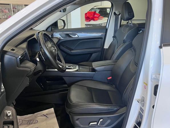 Haval Jolion I Рестайлинг с пробегом 2024 года, цена 2 399 000 рублей, 11069 км, внедорожник, Автокод Объявления