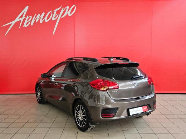 Kia Ceed II Рестайлинг с пробегом 2018 года, цена 1 425 000 рублей, 108437 км, хэтчбек, Автокод Объявления