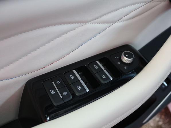 Geely Monjaro I с пробегом 2023 года, цена 3 050 000 рублей, 71488 км, внедорожник, Автокод Объявления