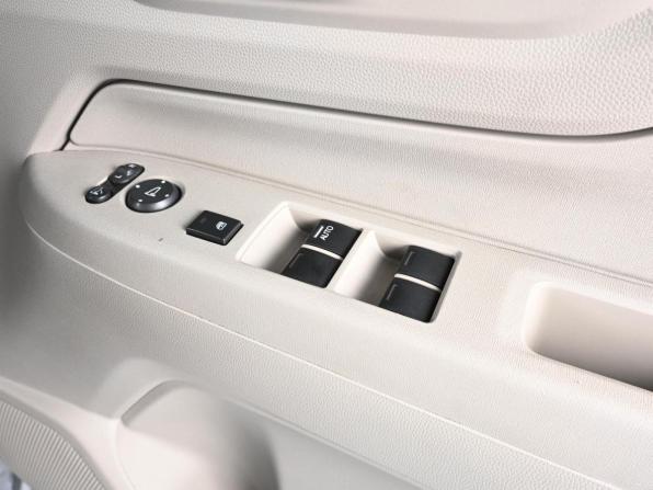 Honda N-WGN I Рестайлинг с пробегом 2017 года, цена 869 000 рублей, 75170 км, хэтчбек, Автокод Объявления