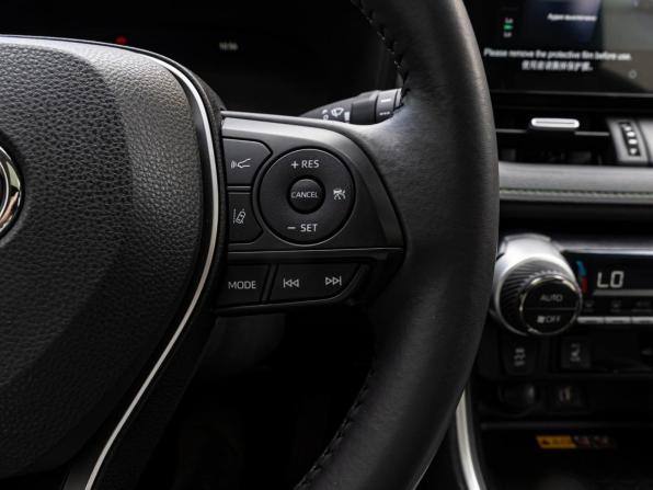 Toyota RAV4 V (XA50) с пробегом 2025 года, цена 3 990 000 рублей, 8754 км, внедорожник, Автокод Объявления