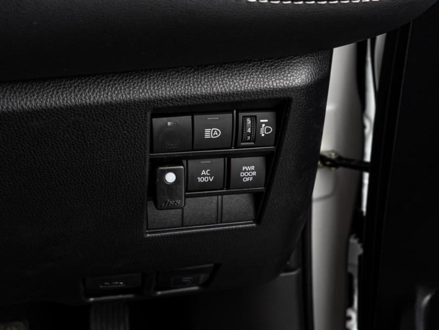 Toyota Noah IV (R90) Краснодар  - изображение 18