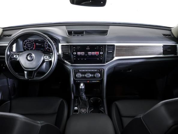 Volkswagen Teramont I с пробегом 2018 года, цена 2 990 000 рублей, 179990 км, внедорожник, Автокод Объявления