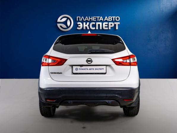 Nissan Qashqai II с пробегом 2015 года, цена 1 030 000 рублей, 191145 км, внедорожник, Автокод Объявления