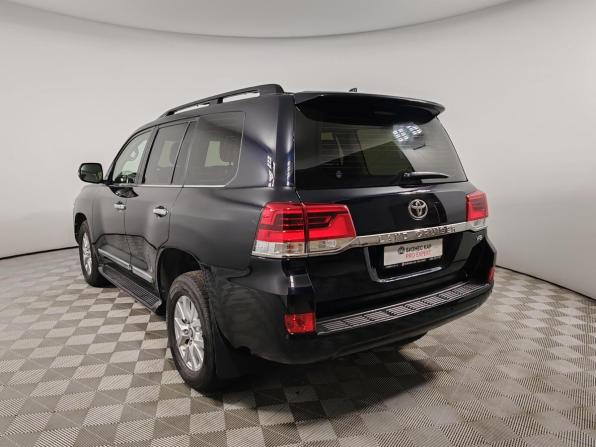 Toyota Land Cruiser 200 Series Рестайлинг 2 с пробегом 2015 года, цена 4 800 000 рублей, 199129 км, внедорожник, Автокод Объявления