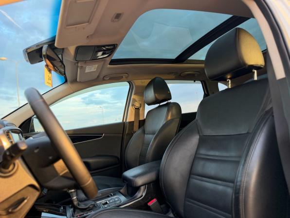 Kia Sorento III Prime Рестайлинг с пробегом 2018 года, цена 2 450 000 рублей, 215000 км, внедорожник, Автокод Объявления