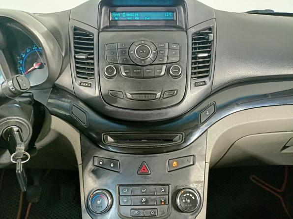 Chevrolet Orlando I с пробегом 2012 года, цена 899 000 рублей, 232000 км, компактвэн, Автокод Объявления