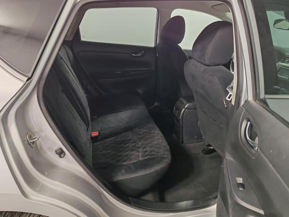 Nissan Tiida II с пробегом 2015 года, цена 999 000 рублей, 163109 км, хэтчбек, Автокод Объявления