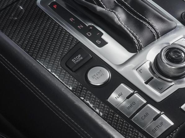 Audi Q7 I (4L) Рестайлинг с пробегом 2011 года, цена 1 840 000 рублей, 259111 км, внедорожник, Автокод Объявления