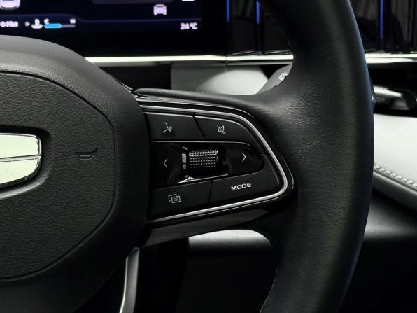 Geely Atlas II с пробегом 2024 года, цена 2 979 000 рублей, 28103 км, внедорожник, Автокод Объявления