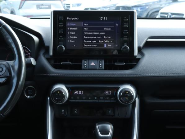 Toyota RAV4 V (XA50) с пробегом 2022 года, цена 3 650 000 рублей, 71929 км, внедорожник, Автокод Объявления