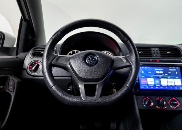 Volkswagen Polo V Рестайлинг с пробегом 2019 года, цена 875 000 рублей, 160052 км, седан, Автокод Объявления