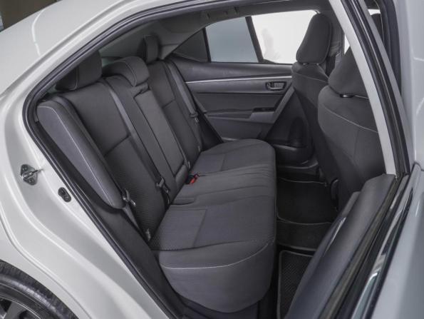 Toyota Corolla XI (E160 E170 E180) Рестайлинг 1 с пробегом 2017 года, цена 1 525 000 рублей, 136734 км, седан, Автокод Объявления