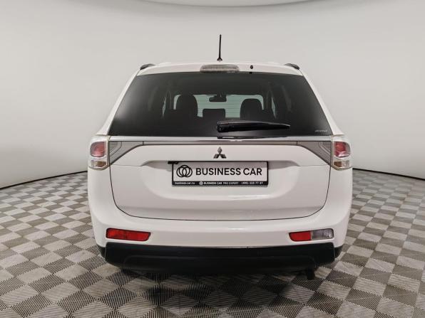 Mitsubishi Outlander III с пробегом 2013 года, цена 1 369 000 рублей, 222799 км, внедорожник, Автокод Объявления