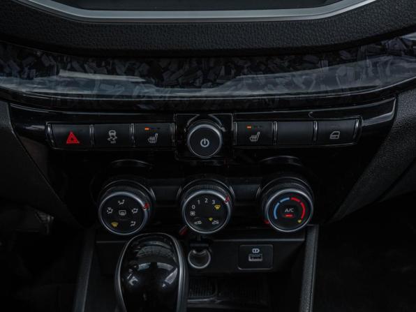 Lada (ВАЗ) Vesta I Рестайлинг (NG) с пробегом 2024 года, цена 1 350 000 рублей, 33699 км, седан, Автокод Объявления