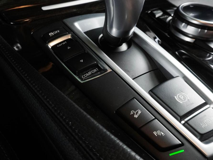 BMW 5 серии VI (F10/F11/F07) Рестайлинг Воронеж  - изображение 24
