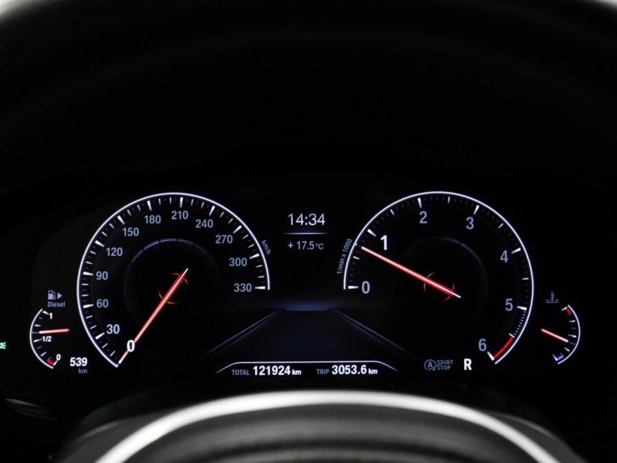 BMW 5 серии VII (G30/G31/G38) Химки  - изображение 12