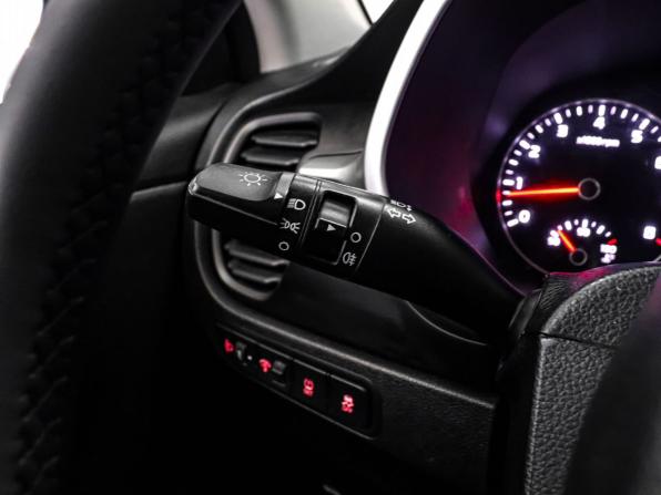 Kia Rio IV Рестайлинг с пробегом 2021 года, цена 1 349 000 рублей, 89641 км, седан, Автокод Объявления