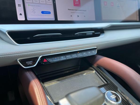 Geely Monjaro I с пробегом 2022 года, цена 2 850 000 рублей, 96826 км, внедорожник, Автокод Объявления
