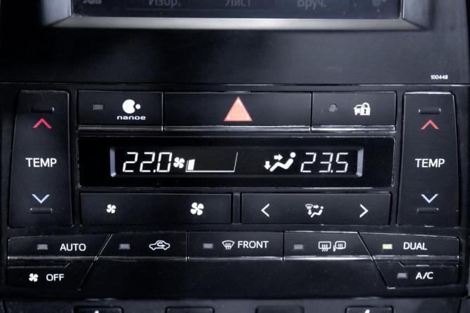 Toyota Camry VII (XV50) Рестайлинг с пробегом 2014 года, цена 2 100 000 рублей, 195253 км, седан, Автокод Объявления