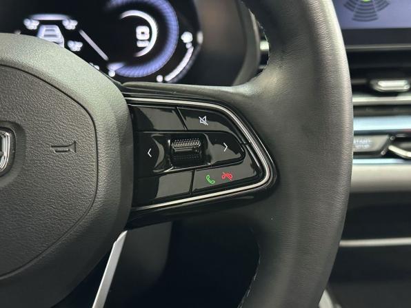 Geely Emgrand II с пробегом 2023 года, цена 1 460 000 рублей, 33000 км, седан, Автокод Объявления