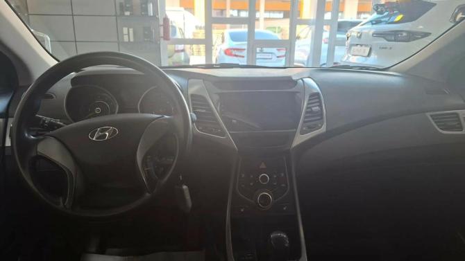 Hyundai Elantra V (MD) Рестайлинг с пробегом 2015 года, цена 1 178 000 рублей, 151600 км, седан, Автокод Объявления