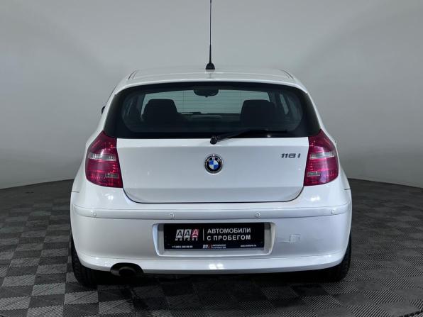 BMW 1 серии I (E81/E82/E87/E88) Рестайлинг с пробегом 2011 года, цена 925 000 рублей, 182992 км, хэтчбек, Автокод Объявления