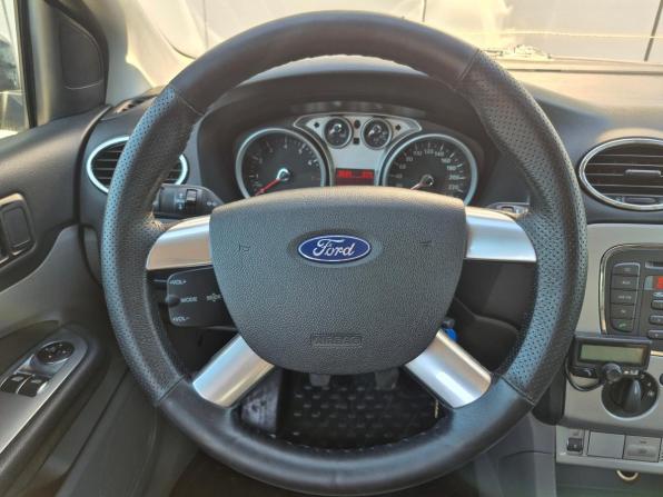 Ford Focus II Рестайлинг с пробегом 2010 года, цена 511 000 рублей, 297827 км, седан, Автокод Объявления