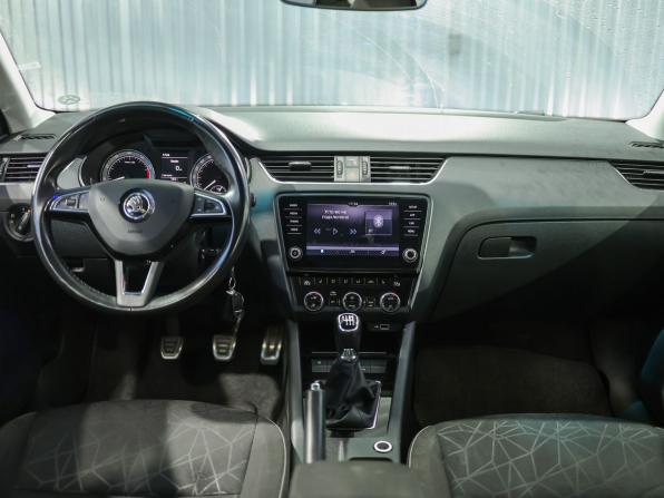 Skoda Octavia III (A7) Рестайлинг с пробегом 2019 года, цена 1 699 000 рублей, 90584 км, лифтбек, Автокод Объявления