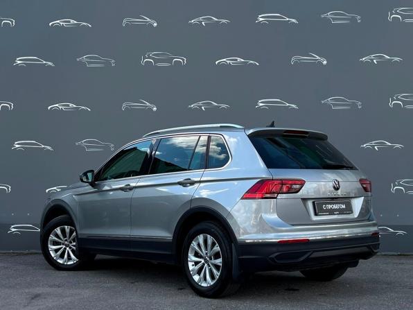 Volkswagen Tiguan II Рестайлинг с пробегом 2021 года, цена 3 325 100 рублей, 77129 км, внедорожник, Автокод Объявления