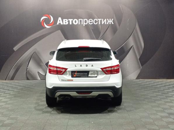 Lada (ВАЗ) Vesta I с пробегом 2021 года, цена 1 090 000 рублей, 135594 км, универсал, Автокод Объявления