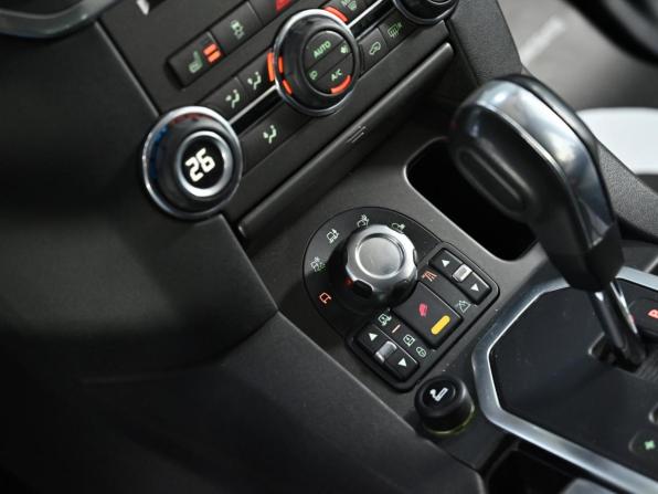 Land Rover Discovery IV с пробегом 2011 года, цена 1 749 000 рублей, 146000 км, внедорожник, Автокод Объявления