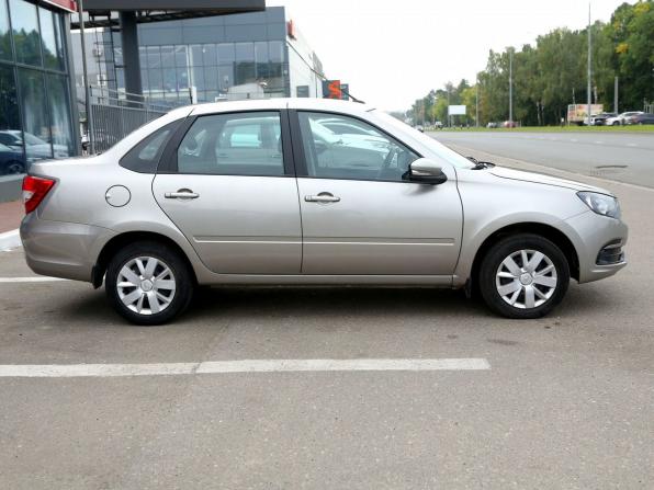 Lada (ВАЗ) Granta I Рестайлинг с пробегом 2022 года, цена 695 000 рублей, 31000 км, седан, Автокод Объявления