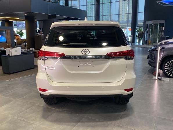 Toyota Fortuner II с пробегом 2018 года, цена 3 317 000 рублей, 141355 км, внедорожник, Автокод Объявления