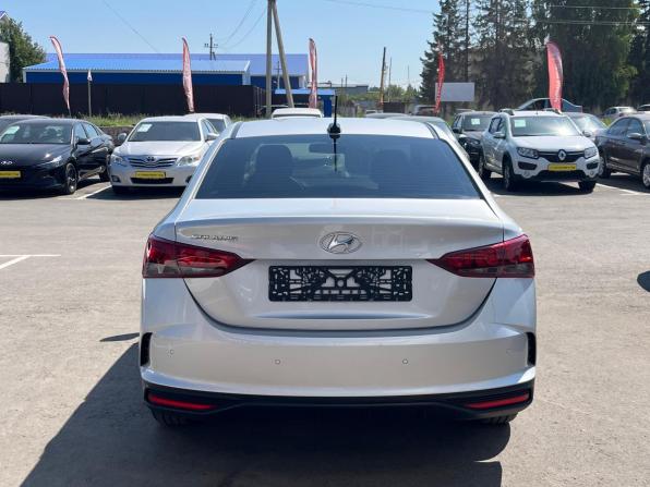 Hyundai Solaris II с пробегом 2020 года, цена 1 400 000 рублей, 164000 км, седан, Автокод Объявления