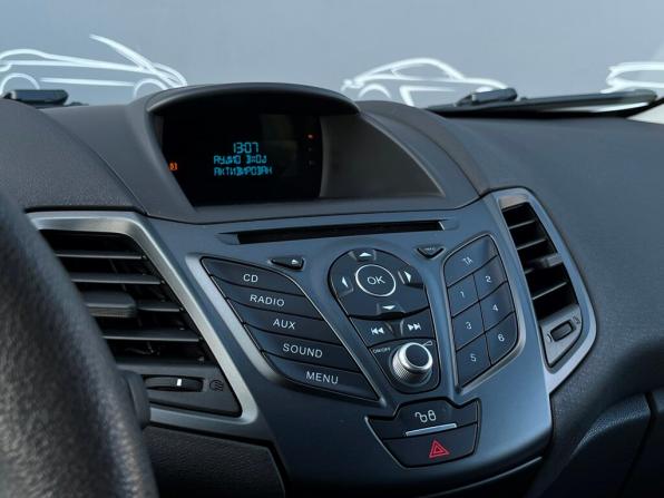 Ford Fiesta Mk6 Рестайлинг с пробегом 2016 года, цена 950 700 рублей, 76177 км, хэтчбек, Автокод Объявления