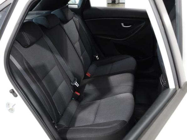 Hyundai i30 II с пробегом 2013 года, цена 1 029 000 рублей, 136326 км, хэтчбек, Автокод Объявления
