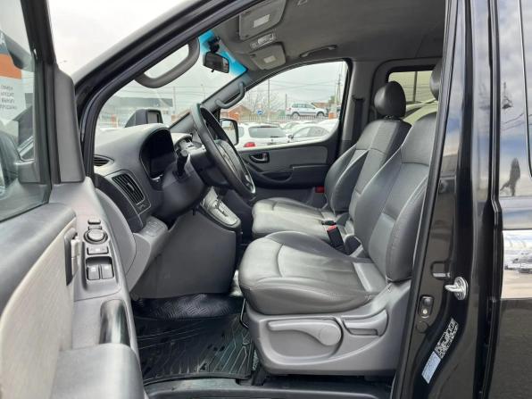 Hyundai Grand Starex I с пробегом 2011 года, цена 1 500 000 рублей, 174135 км, минивэн, Автокод Объявления
