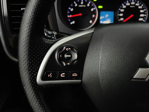 Mitsubishi Outlander III с пробегом 2012 года, цена 999 000 рублей, 175000 км, внедорожник, Автокод Объявления