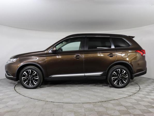 Mitsubishi Outlander III Рестайлинг 3 с пробегом 2021 года, цена 2 787 000 рублей, 82950 км, внедорожник, Автокод Объявления