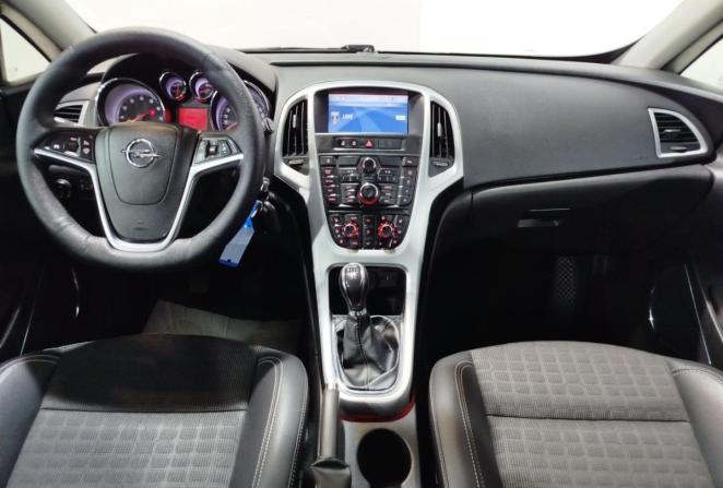 Opel Astra J Рестайлинг с пробегом 2012 года, цена 840 000 рублей, 260103 км, хэтчбек, Автокод Объявления