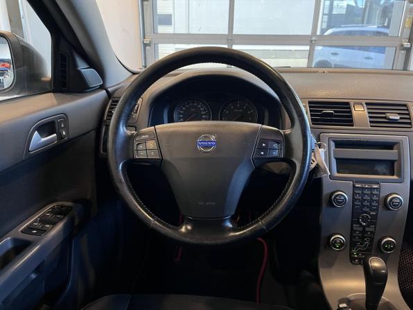 Volvo S40 II Рестайлинг с пробегом 2011 года, цена 694 000 рублей, 288367 км, седан, Автокод Объявления