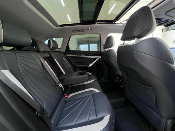 Geely Atlas II с пробегом 2025 года, цена 3 200 000 рублей, 12837 км, внедорожник, Автокод Объявления