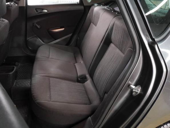 Opel Astra J с пробегом 2011 года, цена 749 000 рублей, 238993 км, хэтчбек, Автокод Объявления
