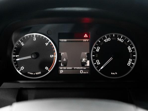 Land Rover Discovery IV с пробегом 2010 года, цена 1 800 000 рублей, 218526 км, внедорожник, Автокод Объявления