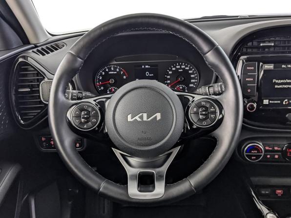 Kia Soul III с пробегом 2022 года, цена 2 499 000 рублей, 14000 км, хэтчбек, Автокод Объявления