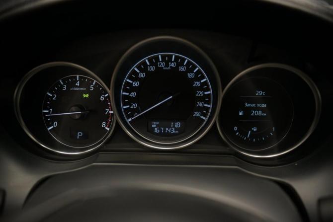 Mazda 6 III (GJ) Рестайлинг с пробегом 2016 года, цена 2 120 000 рублей, 167000 км, седан, Автокод Объявления