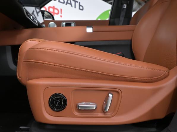 Li Auto (Lixiang) L6 I с пробегом 2024 года, цена 5 980 000 рублей, 37422 км, внедорожник, Автокод Объявления